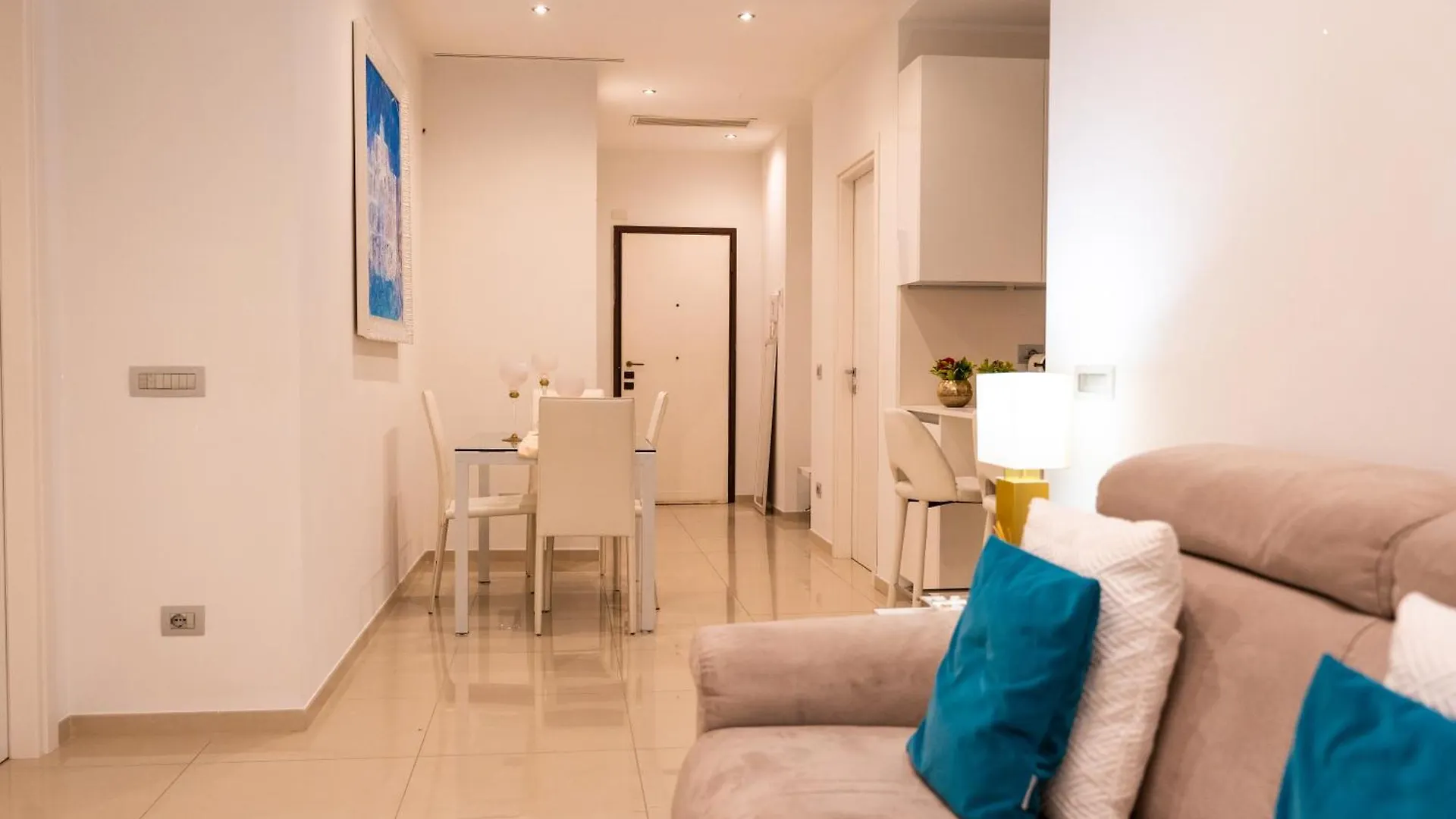 Moderno Alloggio A Roma Centro Дом отдыха Рим
