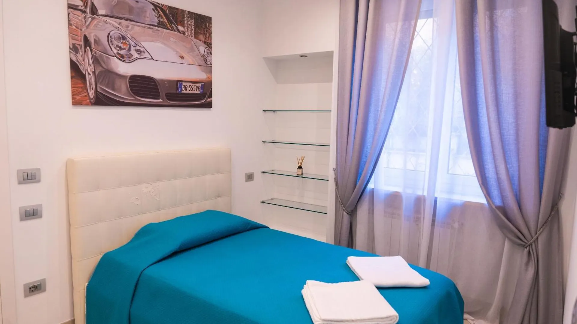 Moderno Alloggio A Roma Centro Рим
